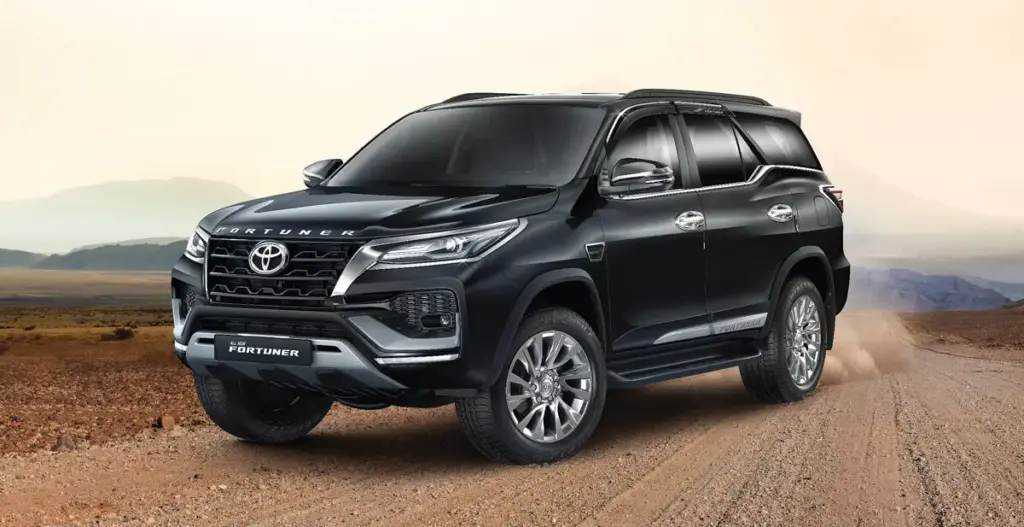 Toyota Fortuner 2025 with 2.8L Diesel Engine and 30KM/L Mileage: Huge Discount Price at ₹3.49 Lakh 2 Toyota Fortuner 2025