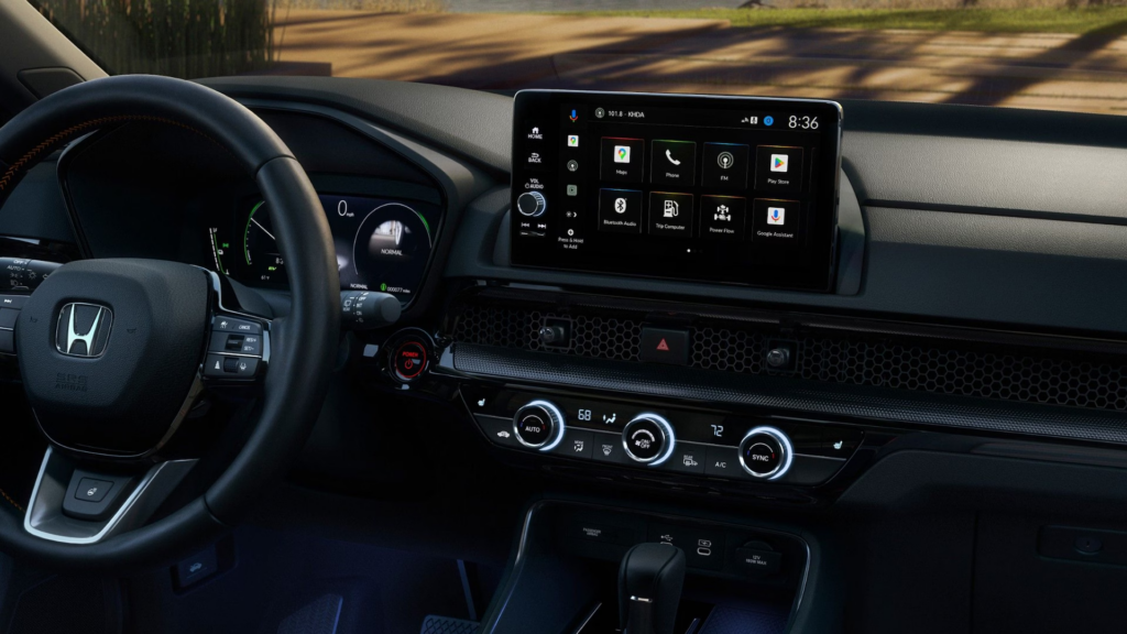 Interior and Infotainment in Honda CR-V5